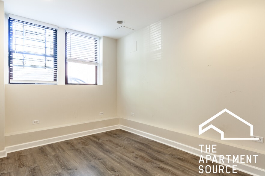 Building Photo - 1253 W Henderson St