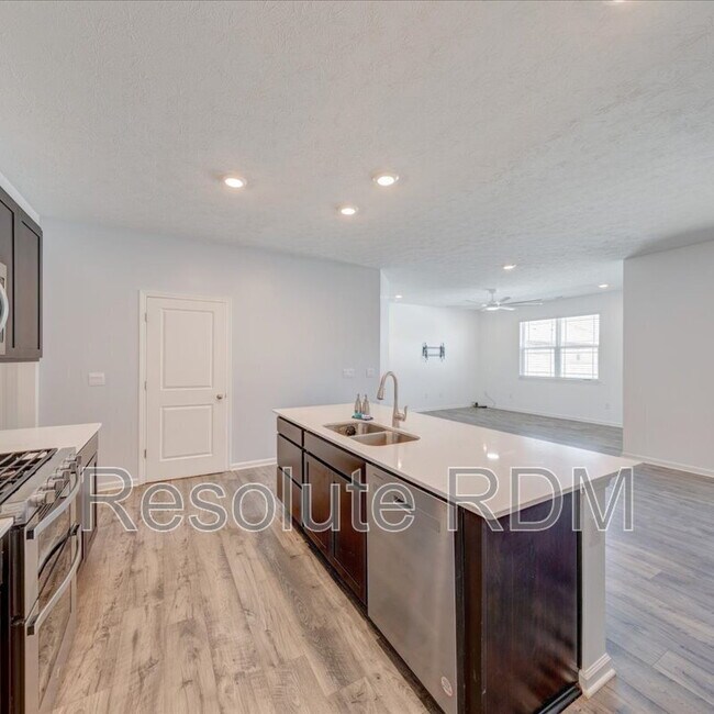 Building Photo - 6322 Granby Dr