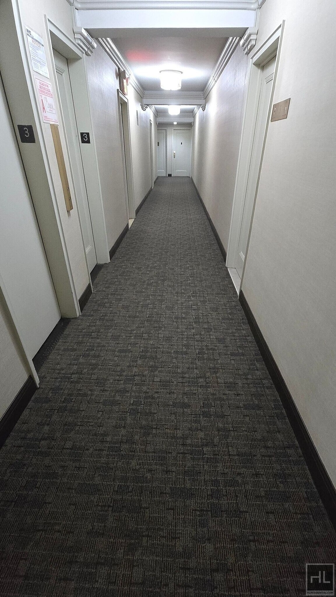 Building Photo - 5th AVE & 9th St spacious 1BR/1BA in High ...