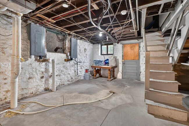 Building Photo - 5719 Gravois Ave