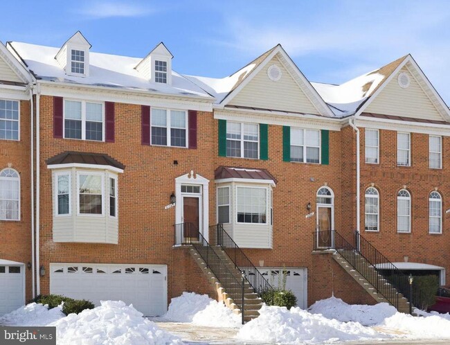 Building Photo - 21369 Sawyer Square