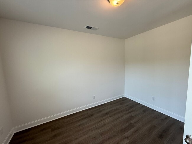 Building Photo - Brand New Townhome in Ballantyne!!
