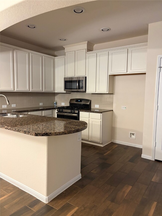 Building Photo - 14915 Silver Br Trl