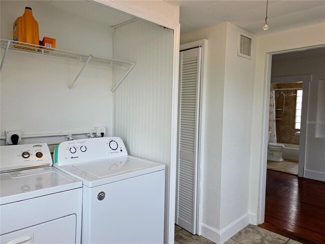 Building Photo - 2808 56th St S