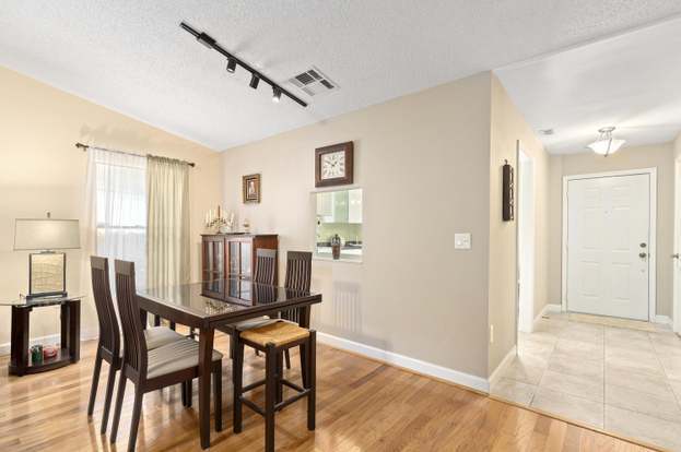 Building Photo - 4665 Oak Hill Dr