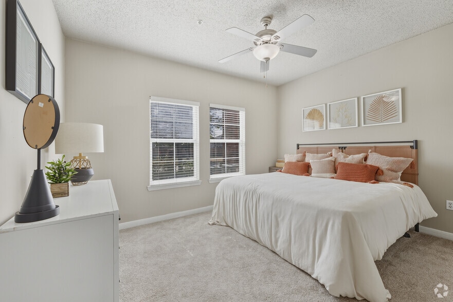 1BR, 1BA - 826SF - Chelsea - Bedroom - Trails at City Park