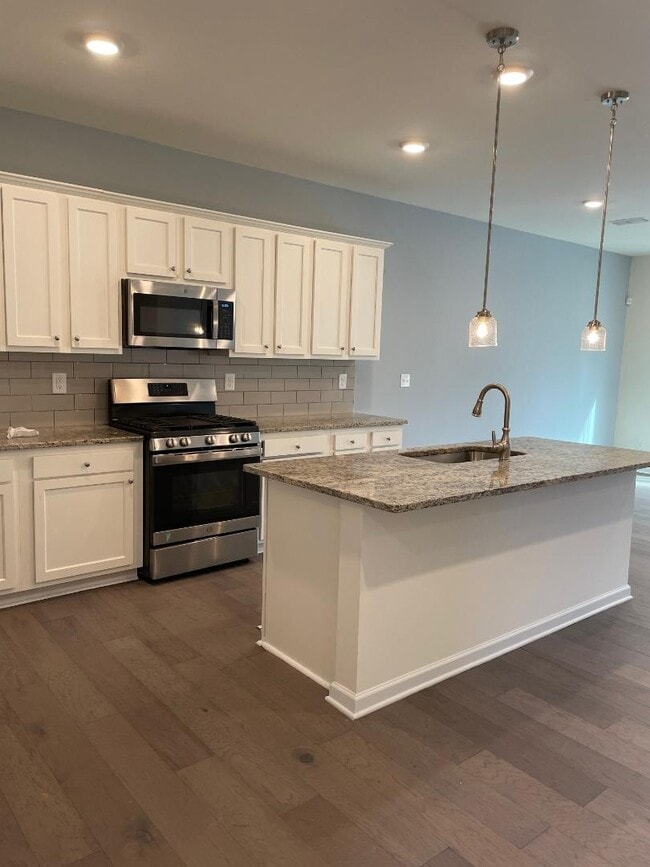 Primary Photo - 118 Quinn Rd