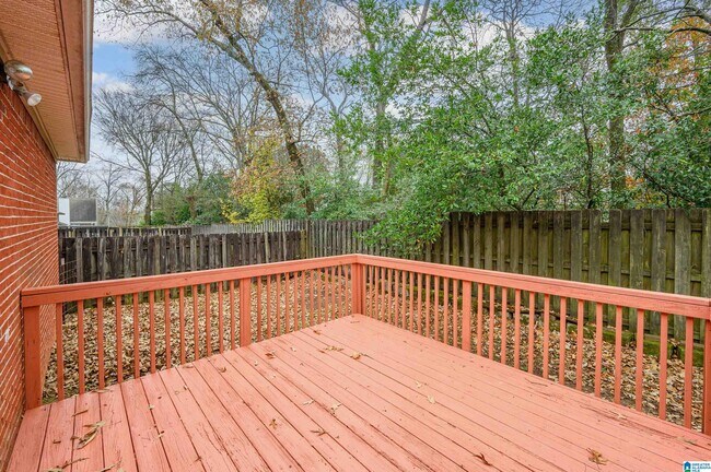 Building Photo - 1525 Jacobs Cir