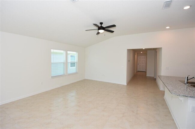 Building Photo - 24 Windsor Ter