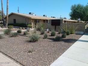 Building Photo - 6741 N 45th Ave