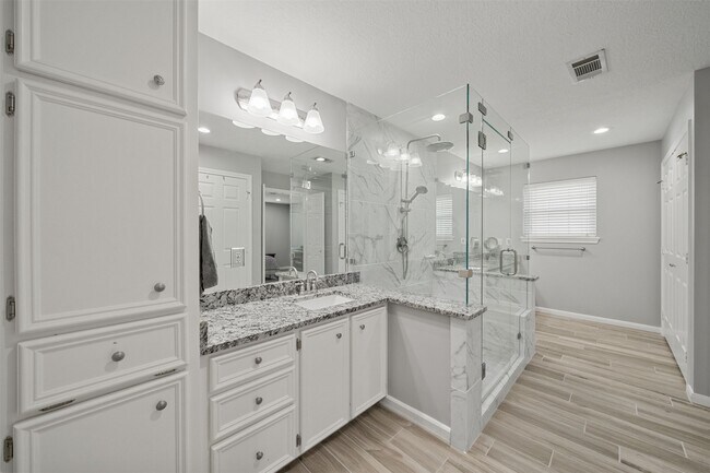 Building Photo - 18823 Cypress Church Rd