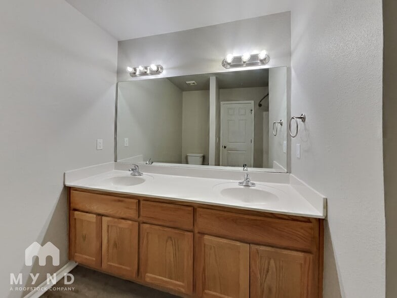 Building Photo - 3506 E Emmitsburg Pl