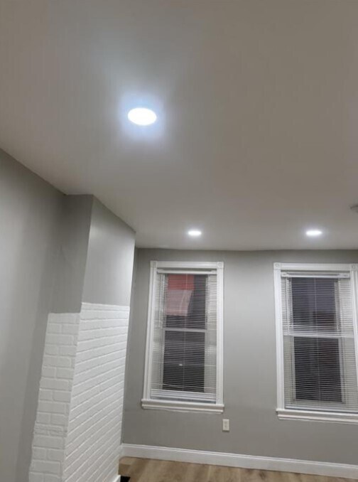 Building Photo - 1314 W Wishart St