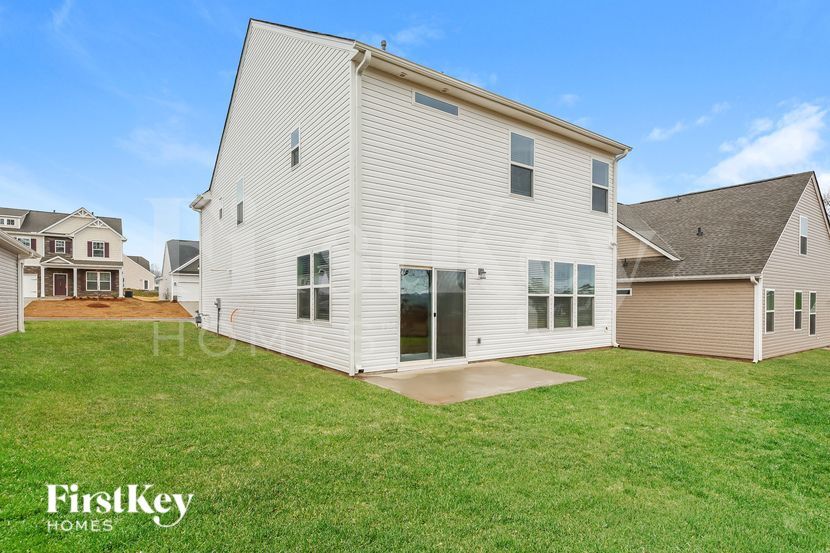 Building Photo - 116 Wild Lily Dr