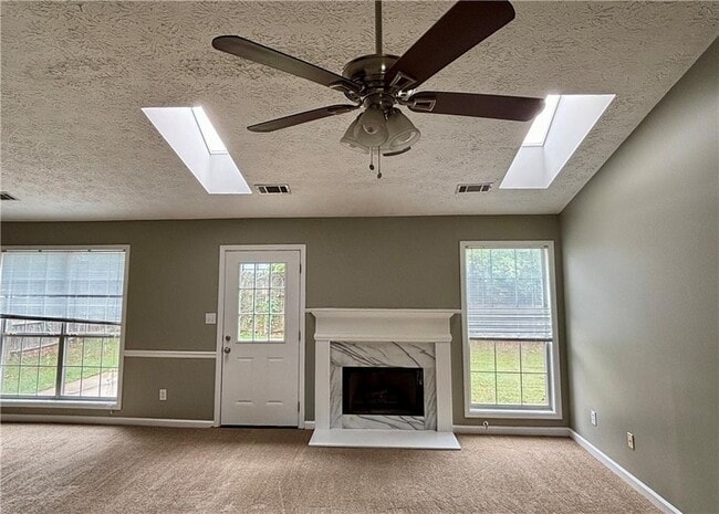 Building Photo - 2900 Camelot Woods Dr NW