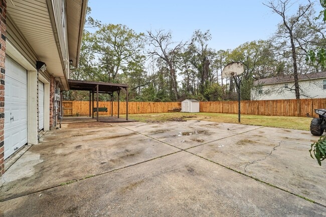 Building Photo - 3103 Glade Springs Dr