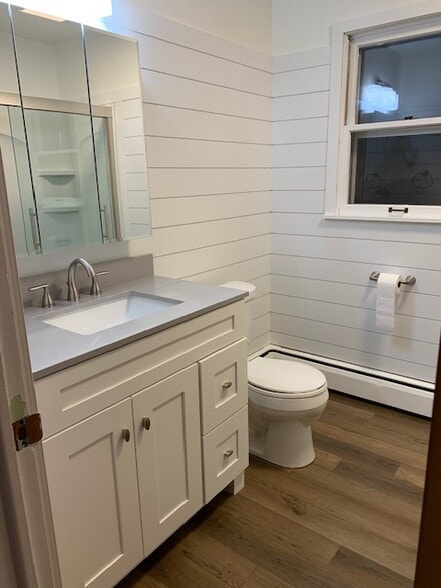 Building Photo - 1002 W Kaye Ave