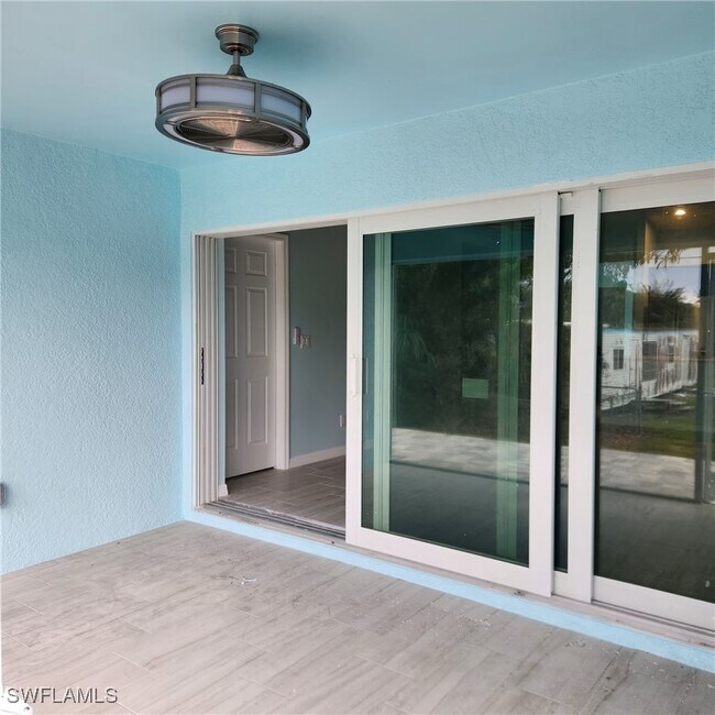 Building Photo - 5651 Genesee Pkwy