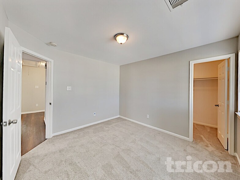 Building Photo - 21402 Palma Grove Way