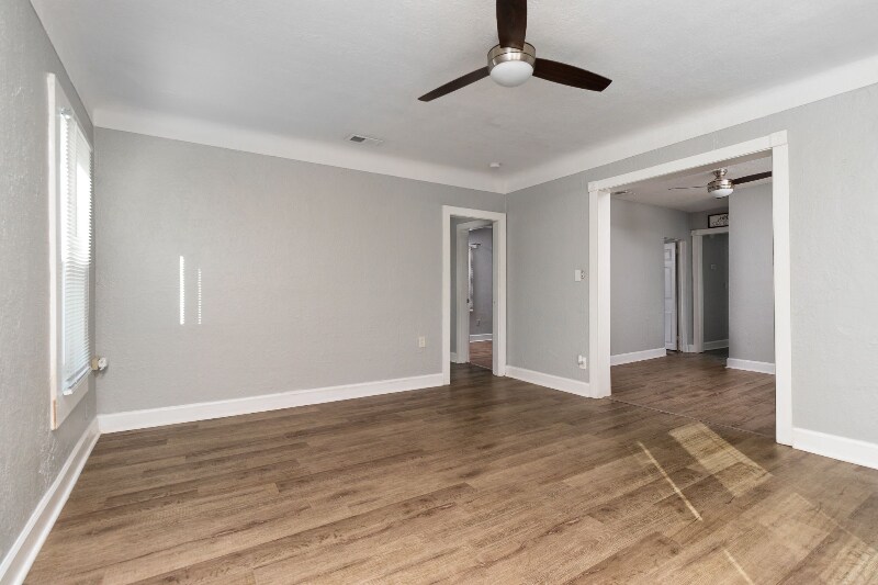 Building Photo - 3017 Freemont Terrace S