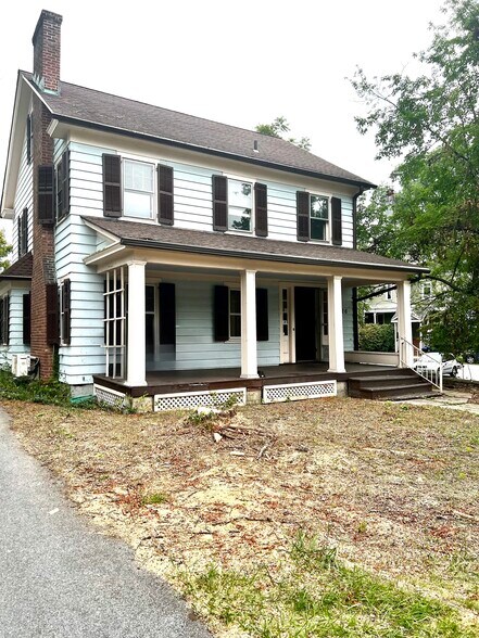 Building Photo - 126 Hooker Ave