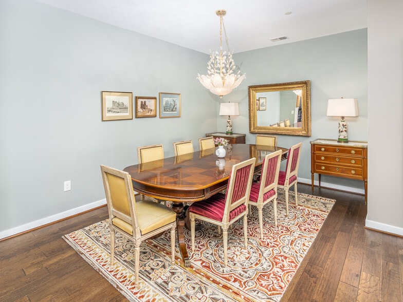 Building Photo - 3989 Norton Pl