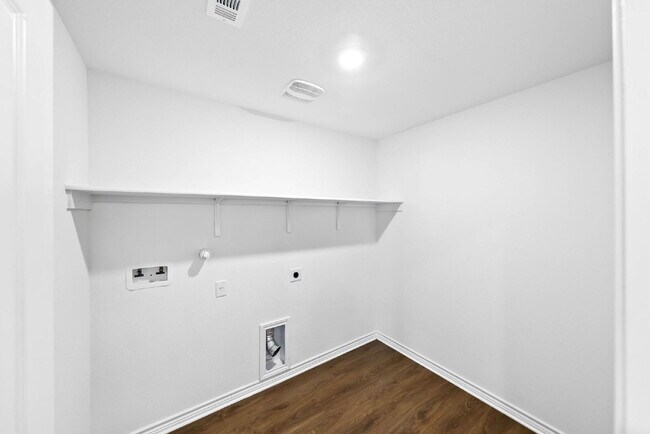 Building Photo - Step Into Luxury Living