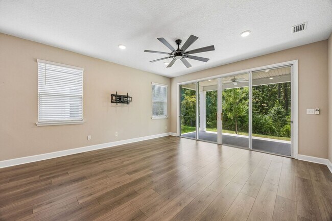 Building Photo - 75565 Blackbird Dr