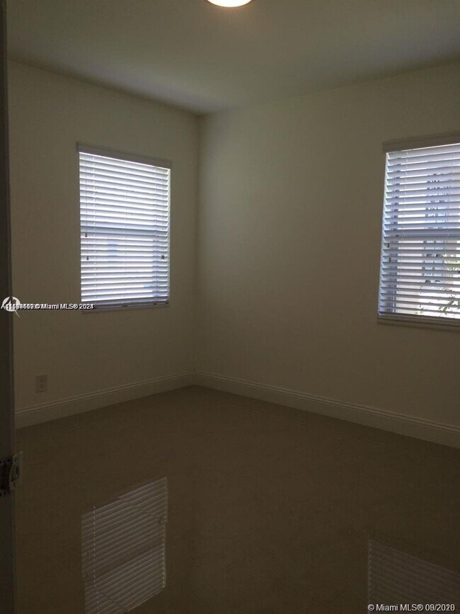 Building Photo - 2031 Jackson Street Apt #2, Hollywood, FL ...