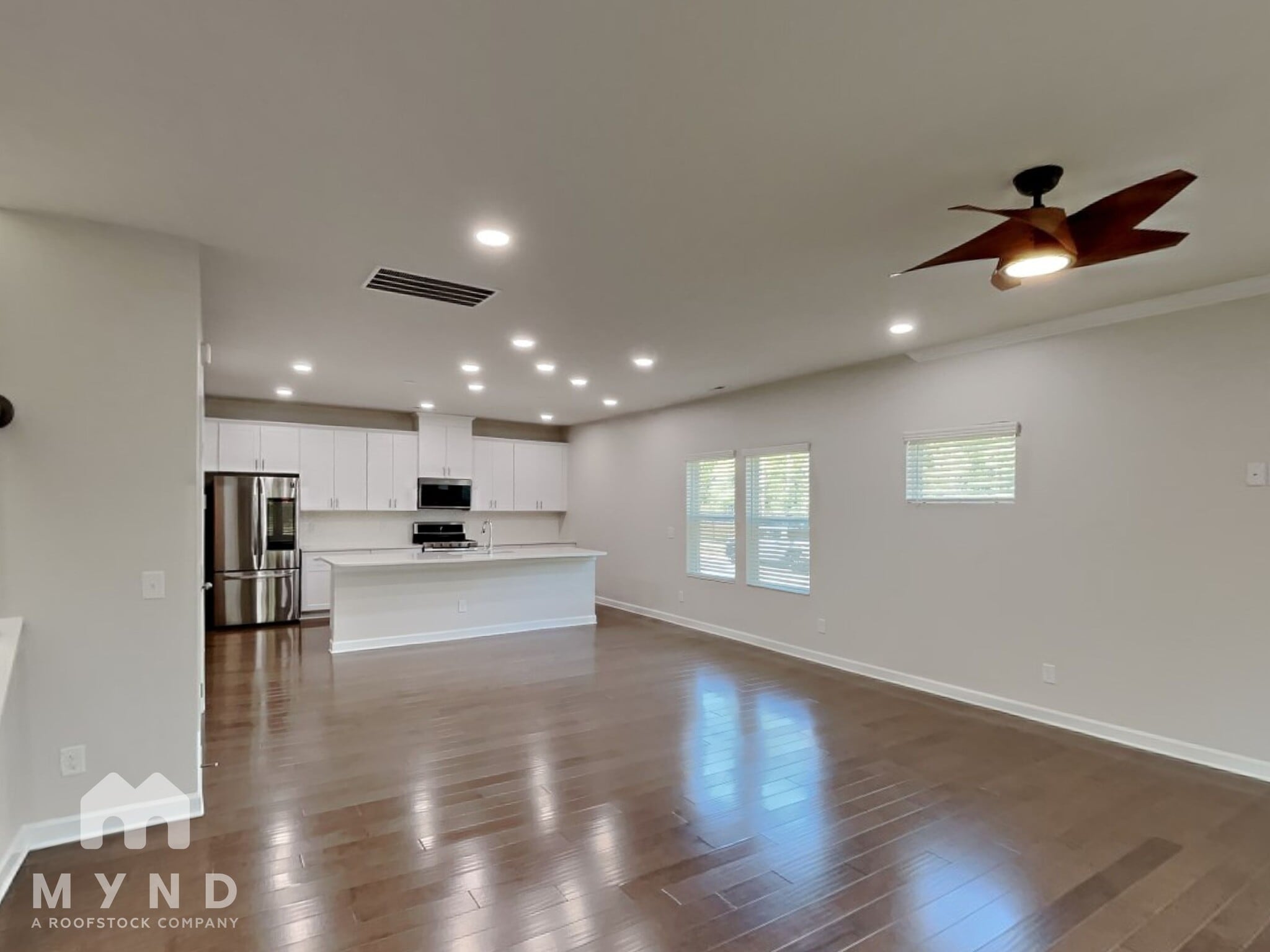 Building Photo - 3325 Lisburn St