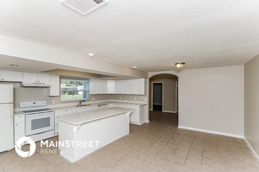 Building Photo - 1513 Hendren Dr