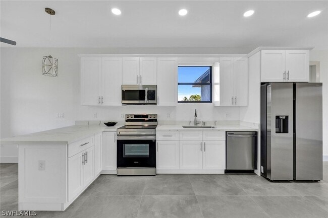 Building Photo - 312 Progress Ave