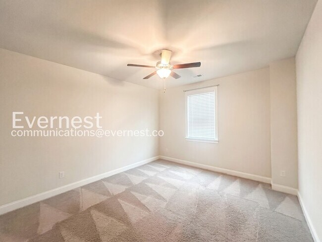 Building Photo - 309 Caledonia Ct