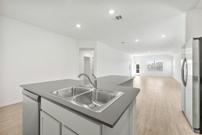 Building Photo - 4120 Brightwell Rnch Rd