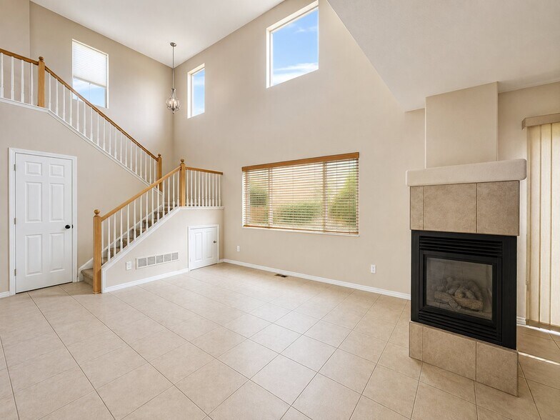 Building Photo - 6934 Harrier Dr