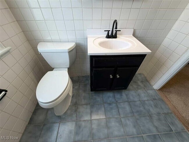 Building Photo - 6315 Charles Ave