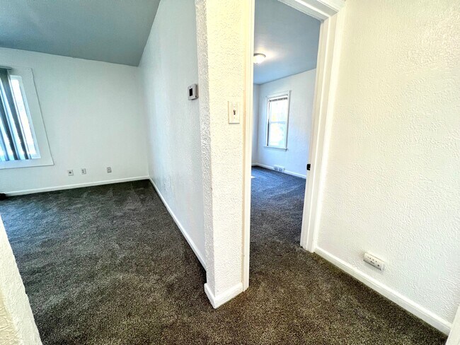 Building Photo - 1109 Turner Ave