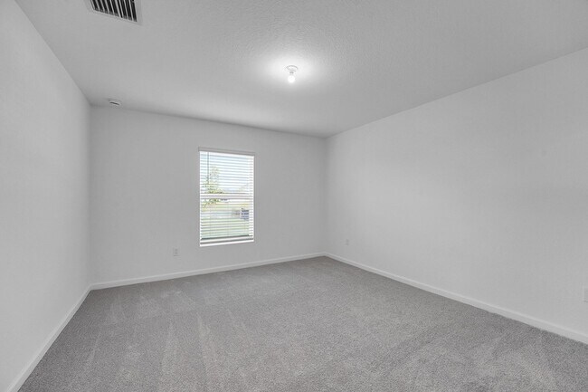 Building Photo - 5936 Mangrove Dr