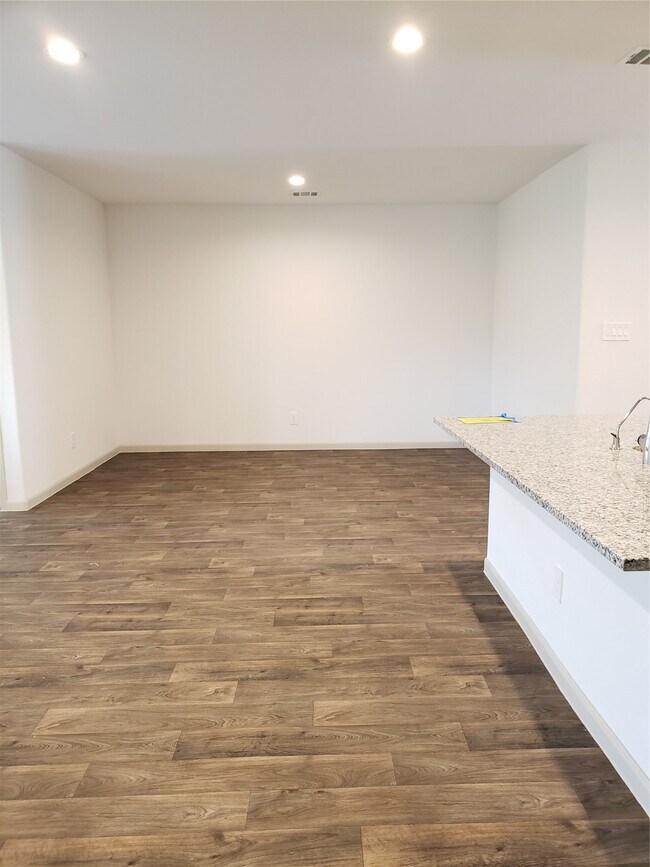 Building Photo - 1510 Westland Ct