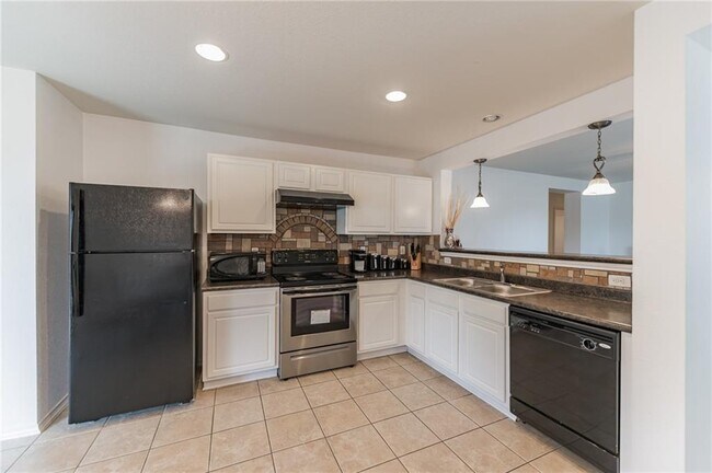 Building Photo - 8916 Milton Lease Dr