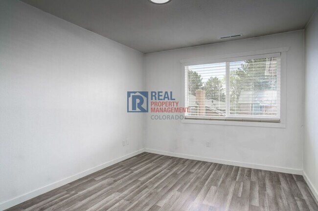 Building Photo - 1625 N Murray Blvd