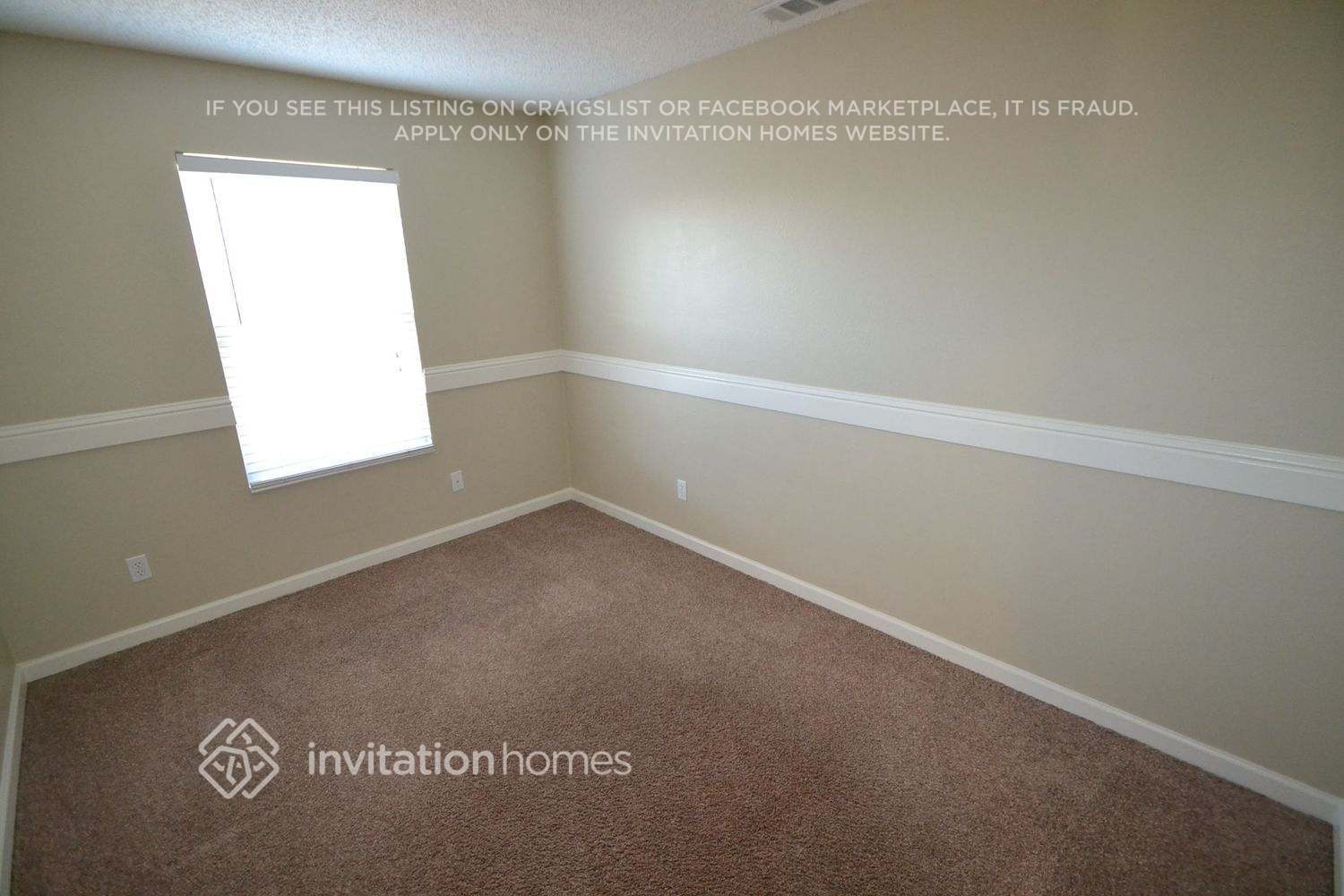 Building Photo - 569 E Wigeon Way