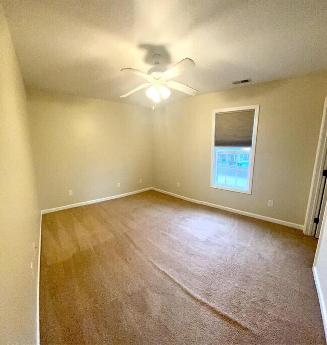 Building Photo - 4005 Princess Amelia Ln