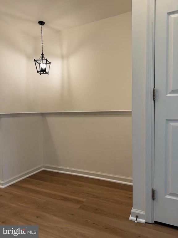 Building Photo - 410 Redland Blvd