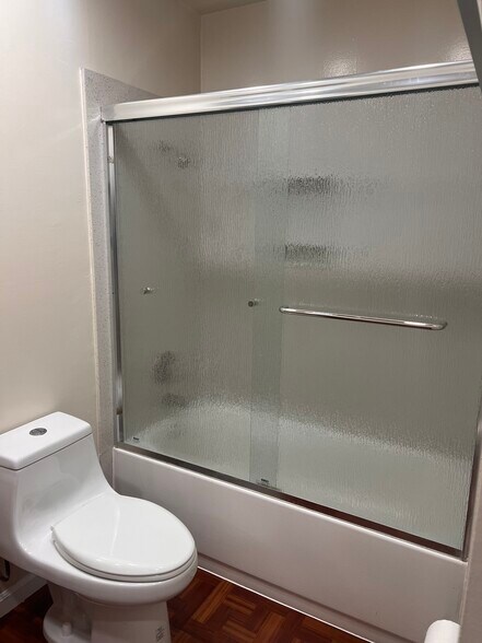 Building Photo - 281 Juana Ave