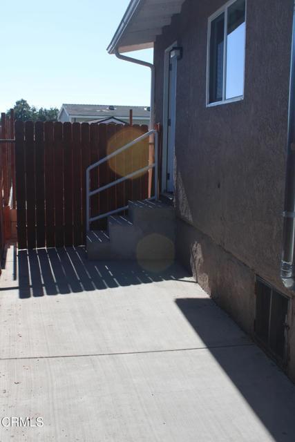 Building Photo - 10031 Marcus Ave