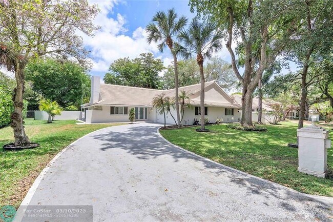 Building Photo - 10209 Vestal Ct