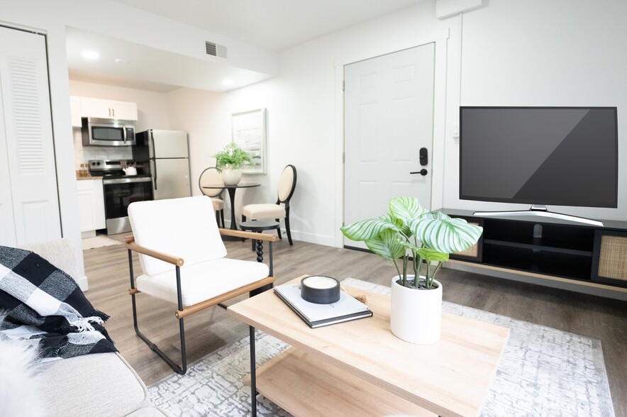 Living Room - Harter Heights Place