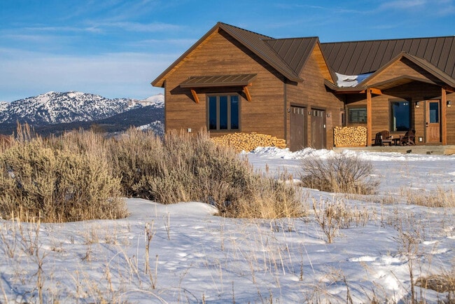 Building Photo - 339 Wild Cat Canyon Loop