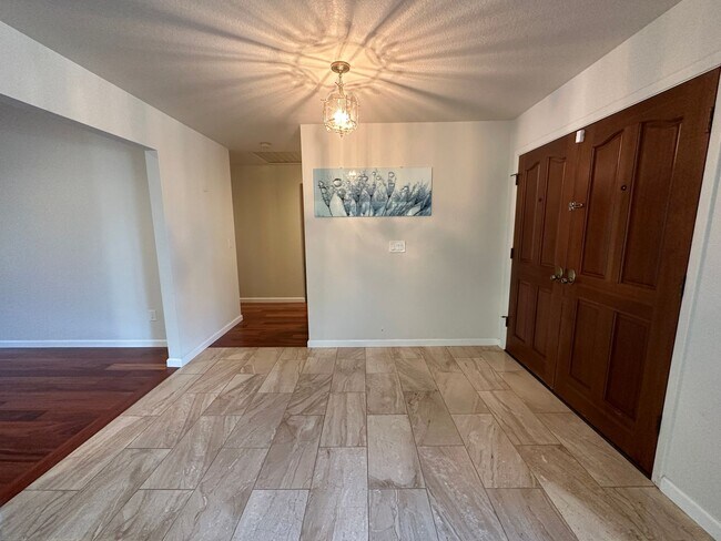 Building Photo - 2601 Bardolino Ln